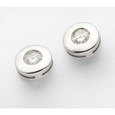 Pendientes chatón en oro blanco con diamantes talla brillante