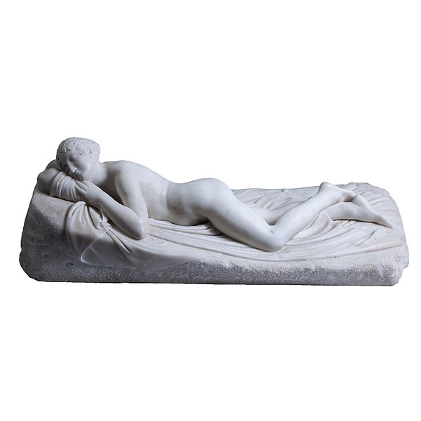 Venus dormida italiana de mármol blanco