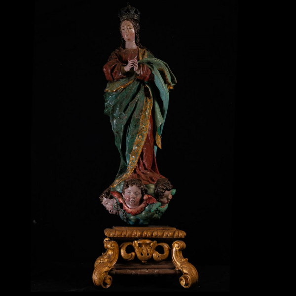 Gran Virgen Inmaculada, siguiendo los modelos de Alonso Cano, escuela colonial Novohispana del siglo XVIII.