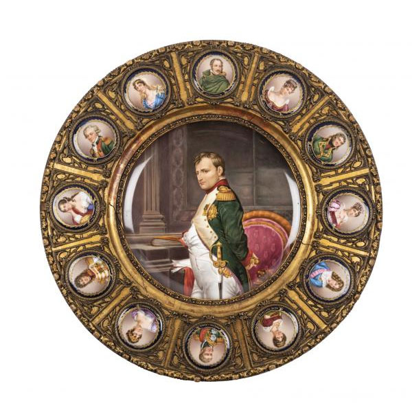 Gueridon Napoleón en porcelana Austria S. XIX