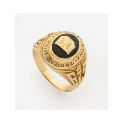 Sello en oro amarillo con piedra ónix y escudo central. Peso: 7,7 grs.
