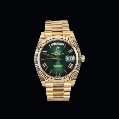 Reloj de pulsera ROLEX, modelo Oyster Perpetual Day-Date, realizado en oro amarillo de 18 K. Referencia: 22823. Número de serie: L73K7083.