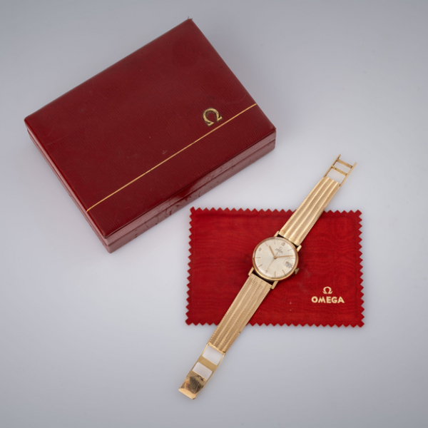 Omega, Reloj de caballero en oro amarillo de 18kt de los a&ntilde;os 40-50.