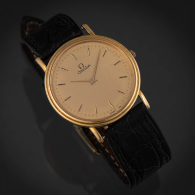 Omega, Reloj en oro amarillo de 18 kt.  Mecanismo a cuarzo.