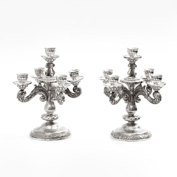 Pareja de candelabros en plata Estilo Luis XV S. XX