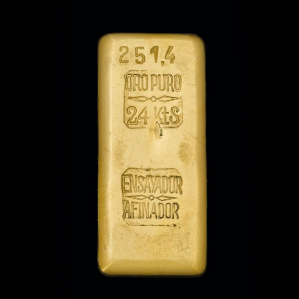 Lingote de oro de 24 K. con un peso de 251,40 gr.