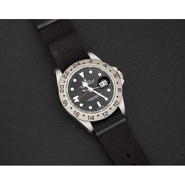 Reloj pulsera ROLEX modelo Oyster Perpetual Date Explorer II realizado en acero, para caballero.