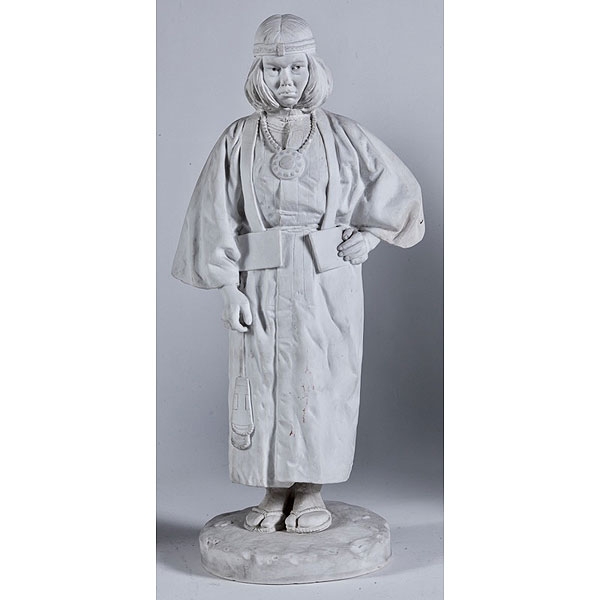 "Etnia Ainu". Importante figura en biscuit 