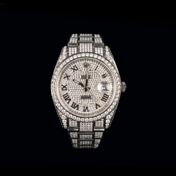 Reloj Rolex Datejust en acero y cuajado de diamantes cutomizados (no originales de Rolex).