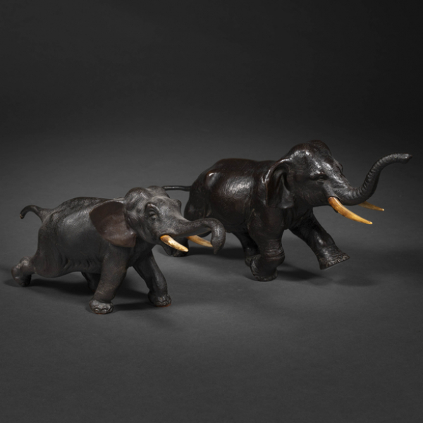 Conjunto de dos elefantes en bronce japonés época Meiji(1868-1912)