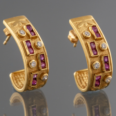 Pareja de pendientes en oro amarillo de 18kt