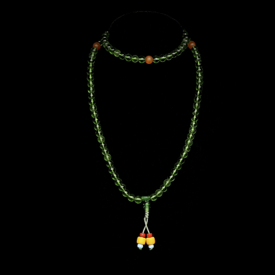 Collar de ciento ocho cuentas de Liulí, dinastía Qing.  