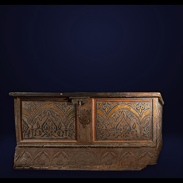 Monumental Arqueta Nazari del siglo XV.