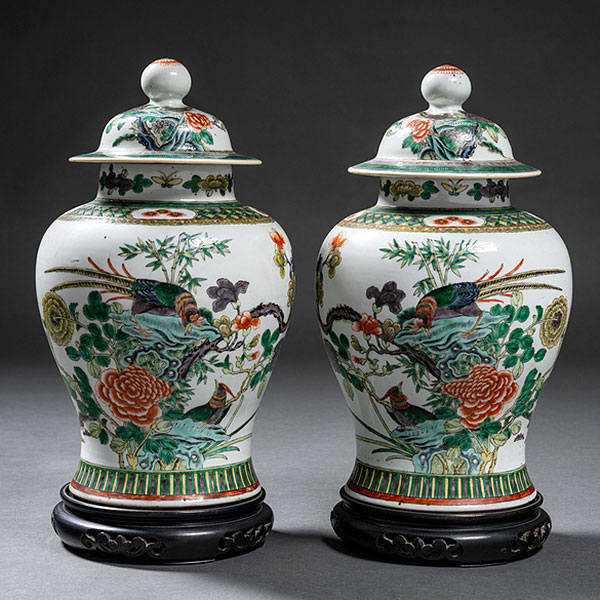 Pareja de tibores en porcelana china familia verde del siglo XIX