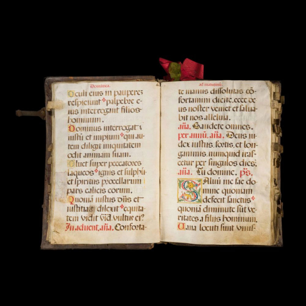 "Psalterium iuxta Romanum" (Salterio lit&uacute;rgico seg&uacute;n el rito romano) en lat&iacute;n (con a&ntilde;adidos en espa&ntilde;ol), manuscrito iluminado sobre pergamino, Espa&ntilde;a hacia 1550-1575. 