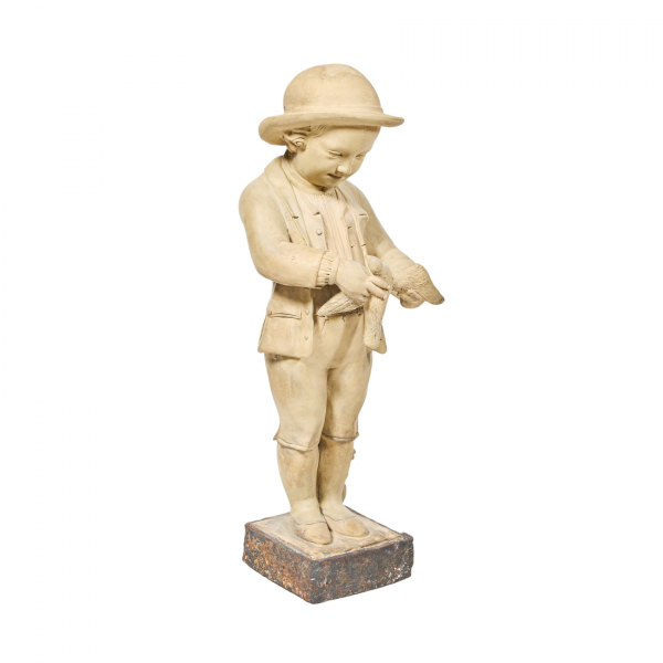 Atribuido a Enric Clarasó Daudí (Sant Feliu del Racó, 1857-Barcelona, 1941)  Niño con paloma.  Escultura en terracota. 
