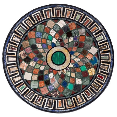 Tapa circular de mármol negro y piedras duras estilo Neoclásico