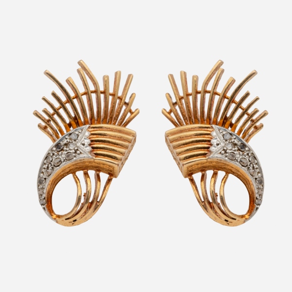 Pendientes en oro y vistas en platino con diamantes talla rosa 3/3.  