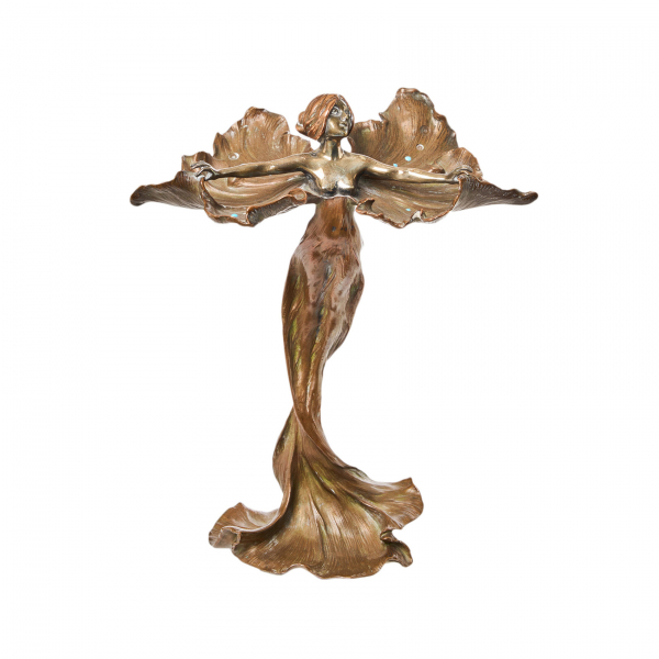 Después de Gustav Gurschner ( Mühldorf, Alemania, 1873- Viena, Austria, 1970) para la Manufactura Geschützt (Alemania 1899) Ninfa. Escultura en bronce patinado.