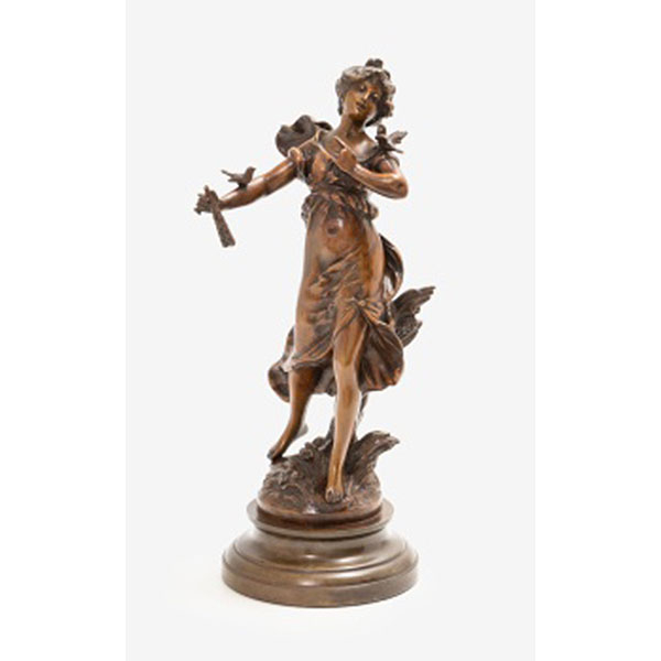 LOUIS & FRANCOIS MOREAU   (XIX - XX)  "Dama con pájaros"   Bronce patinado 