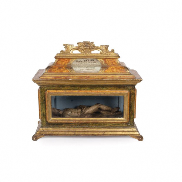 Escuela Española S. XVII.   "Cristo yacente". Cristo yacente realizado en madera tallada y policromada.