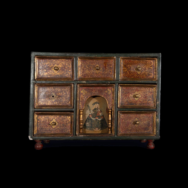 Precioso "Bargueño" tipo Escritorio papelera de sobremesa colonial boliviano del siglo XVIII - inicios siglo XIX - Trabajo colonial Virreinal del Alto Perú. 