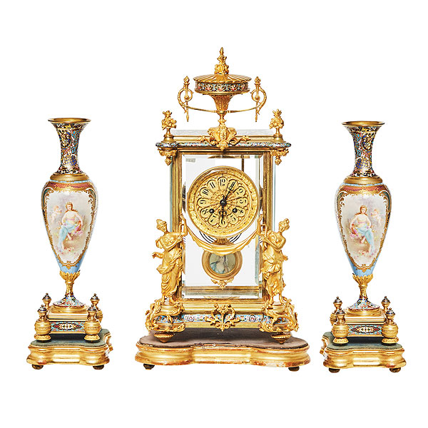 Reloj de sobremesa &quot;de templete&quot; Le Palais Royal, La Habana y copas Sévres, fles. del s.XIX