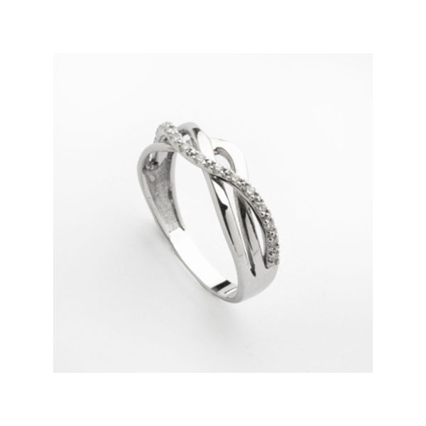 Sortija en oro blanco con fila de diamantes talla brillante con un peso total de 0,16 cts. aprox.