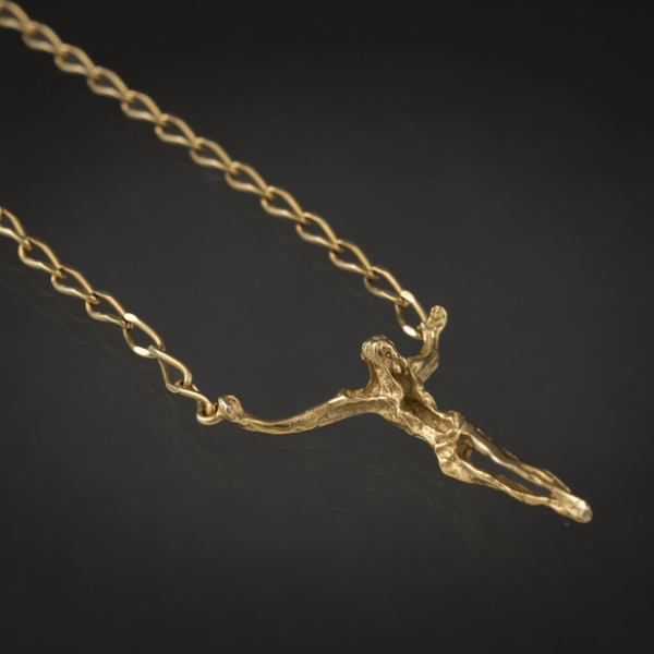 Cadena de eslabones con colgante de cristo en oro amarillo de 18 kt