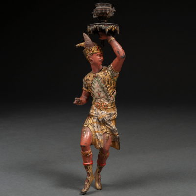 Candelero en forma de personaje oriental realizado en bronce policromado. Siglo XIX