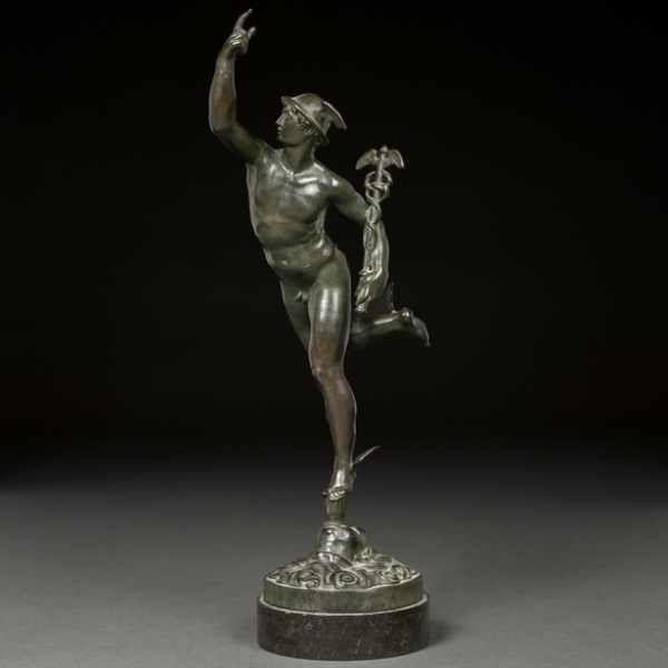 "Mercurio" Escultura realizada en calamina con base de mármol circular. Siglo XIX-XX