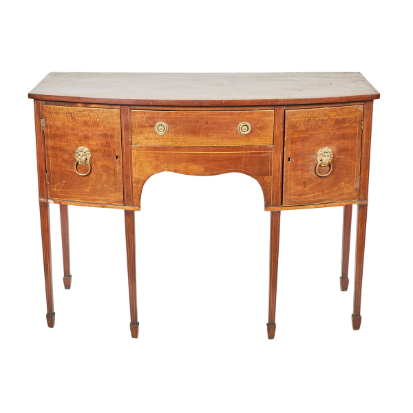 Buffet inglés en madera de nogal con fileteados en boj, fles. del s.XIX.