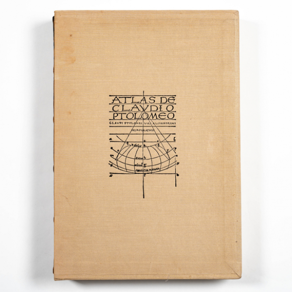 Edici&oacute;n facs&iacute;mil de Claudio Ptolomeo Cosmograf&iacute;a, Atlas. 1983. 