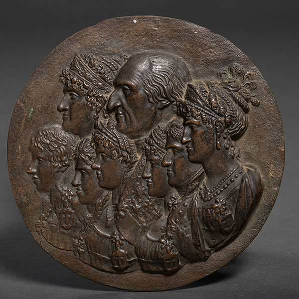 "Carlos IV y su familia" Medallón en bronce de la familia Real de Carlos IV de perfil"  Escuela Española o Francesa del siglo XIX. 