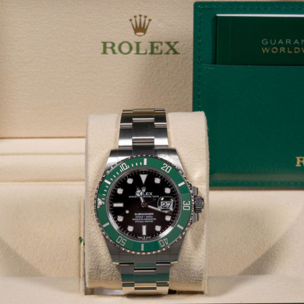 Rolex Oyster Perpetual Submariner "Starbuks" del año 2023.  