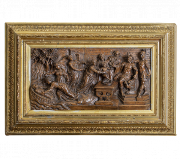 Moises salvado de las aguas del Nilo y la Presentación de Jesús en el templo.  Relieve de madera tallada.  Italia, S. XVI. 
