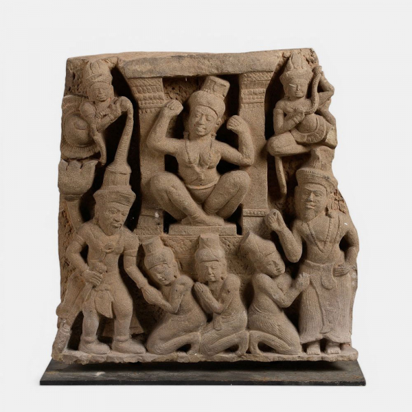 Friso de santuario con la salida del pr&iacute;ncipe Siddharta Gautama hacia la vida asc&eacute;tica. 