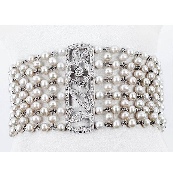 Brazalete ancho estilo &#039; belle-epoque &#039; en banda entrelazada de perlitas cultivadas