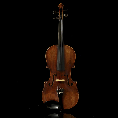 Viol&iacute;n etiquetado en su interior como "Gagliano Nicolos". 