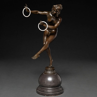 &quot;Malabarista con arcos en marfil&quot; Figura escultórica realizada en bronce, siguiendo modelos de CL. Jr. Colinet