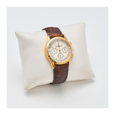 VACHERON CONSTANTIN. Reloj cronógrafo de pulsera para caballero, c.1980. En oro y correa de piel con hebilla ardillón. Ref.49002-00018/ 631839.