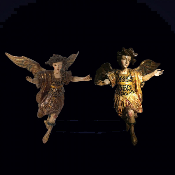 Manuel de Chili "Caspicara" (Quito, 1723 - 1796) - Pareja de ángeles.   Madera tallada, policromada, dorada y estofada.