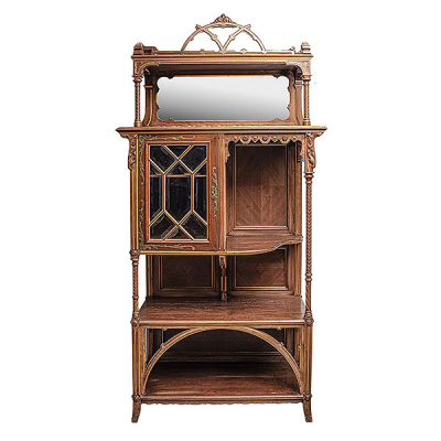 Joan Busquets (Barcelona, 1845-Barcelona, 1915)  Aparador con vitrina, c.1900.  En madera de fresno de Hungría 