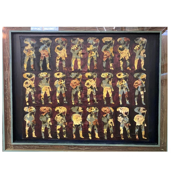 Betzabé Romero – Sin Título – Mixta en caja de madera con rosas secas