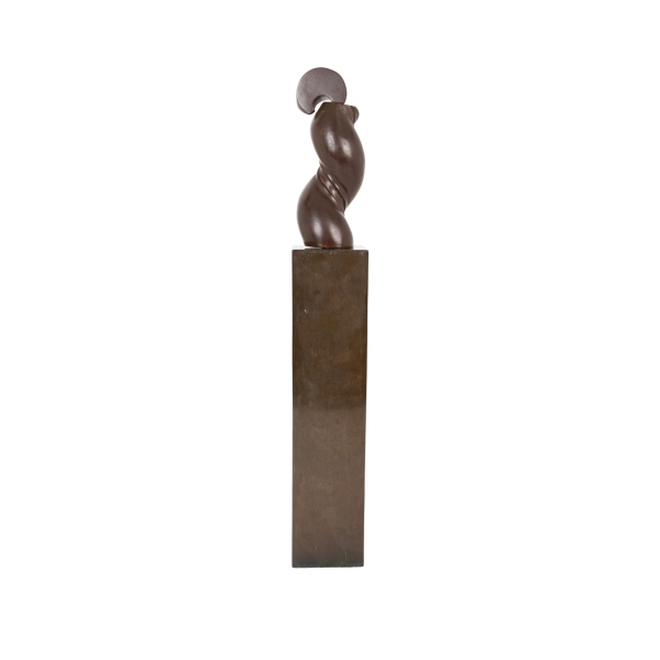 Luis Ramírez Cacho (Los Fayos, Zaragoza, 1948)  Ancestral.  Escultura en bronce patinado  