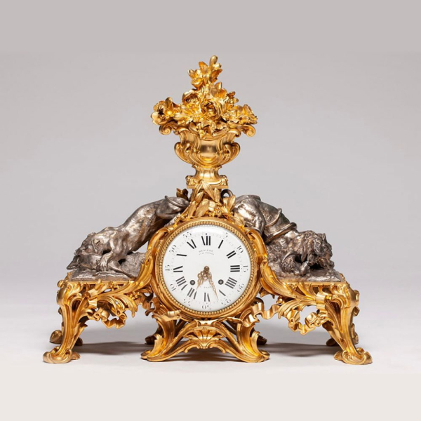 Reloj de sobremesa Deni&egrave;re de doble esfera estilo Napole&oacute;n III  Francia siglo XIX.
