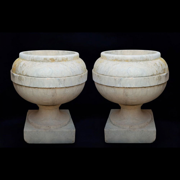 Pareja de mármol de copas italiana mármol de carrara siglo XVIII.