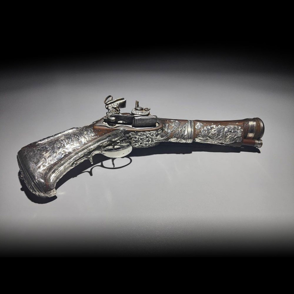 Extremadamente rara pistola de cinturón de trabuco sudamericano Miquelet-Lock Finales del siglo XVIII