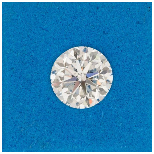 Diamante talla brillante de 1,01 cts. Pureza: VVS2. Color: F. 