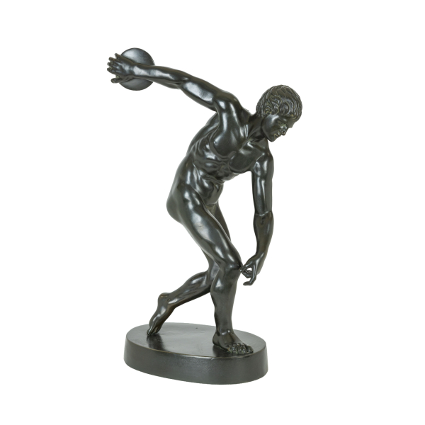 Escuela europea, s.XX.  Discóbolo.  Escultura en metal patinado. Copia homónima de la realizada por Mirón de Eléuteras (act. 480-440 a.C).